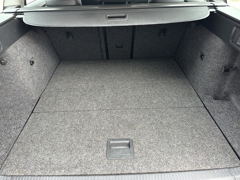 1.6 TDI Elegance Estate 5dr Diesel DSG Euro 5 (s/s) (105 ps)