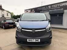 Vauxhall Vivaro CDTi 2900 BiTurbo ecoFLEX 