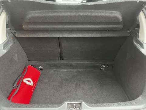 1.5 dCi Dynamique S MediaNav Hatchback 5dr Diesel Manual Euro 5 (s/s) (90 ps)