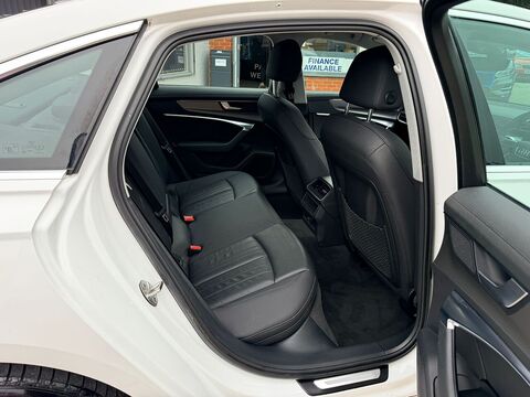 2.0 TDI 40 Sport Saloon 4dr Diesel S Tronic Euro 6 (s/s) (204 ps)