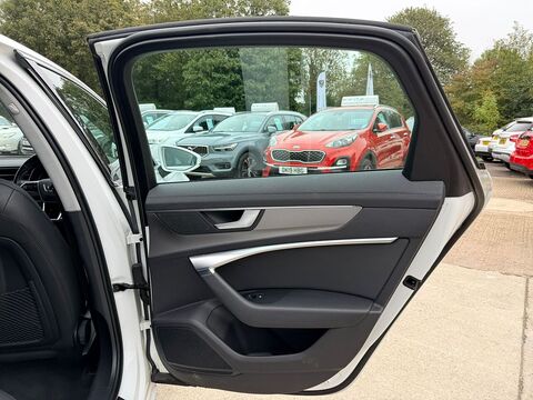 2.0 TDI 40 Sport Saloon 4dr Diesel S Tronic Euro 6 (s/s) (204 ps)