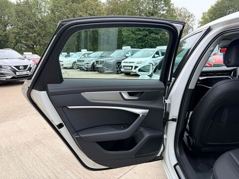 2.0 TDI 40 Sport Saloon 4dr Diesel S Tronic Euro 6 (s/s) (204 ps)