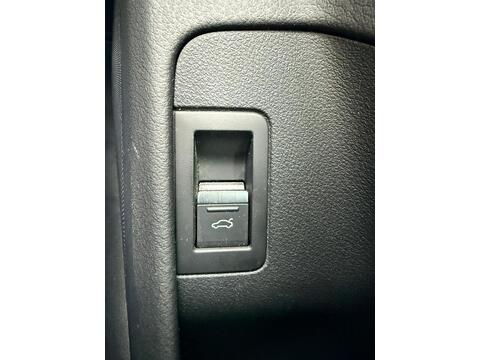 2.0 TDI 40 Sport Saloon 4dr Diesel S Tronic Euro 6 (s/s) (204 ps)