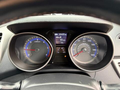 1.6 CRDi Blue Drive Style Hatchback 5dr Diesel Manual Euro 5 (s/s) (110 ps)