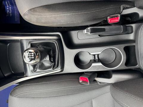 1.6 CRDi Blue Drive Style Hatchback 5dr Diesel Manual Euro 5 (s/s) (110 ps)