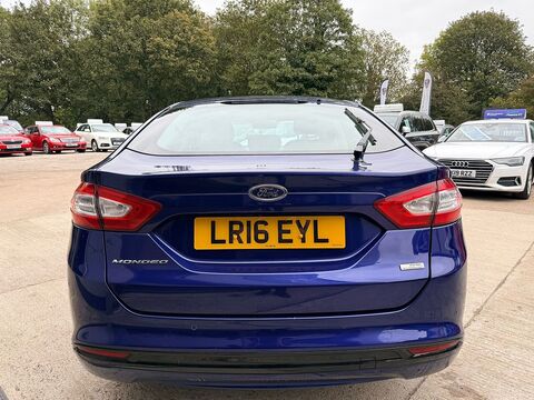 1.5 TDCi ECOnetic Titanium Hatchback 5dr Diesel Manual Euro 6 (s/s) (120 ps)