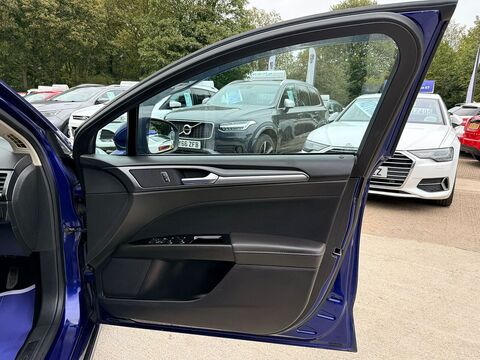 1.5 TDCi ECOnetic Titanium Hatchback 5dr Diesel Manual Euro 6 (s/s) (120 ps)