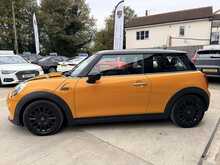 MINI Hatch Cooper 