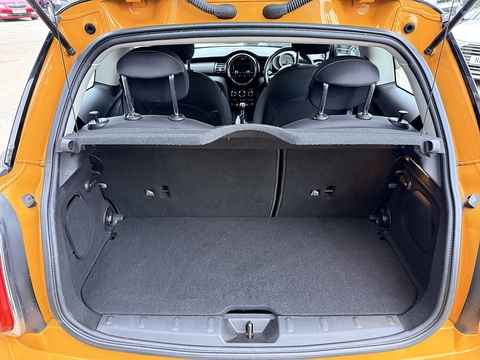 1.5 Cooper Hatchback 3dr Petrol Manual Euro 6 (s/s) (136 ps)