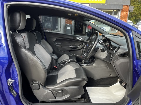 1.6T EcoBoost ST-3 Hatchback 3dr Petrol Manual Euro 6 (182 ps)