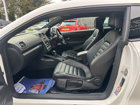 2.0 TDI BlueMotion Tech R-Line Hatchback 3dr Diesel DSG Euro 5 (s/s) (Leather, Nav) (140 ps)