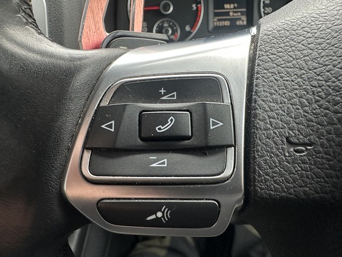 2.0 TDI BlueMotion Tech R-Line Hatchback 3dr Diesel DSG Euro 5 (s/s) (Leather, Nav) (140 ps)