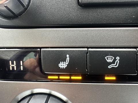 2.0 TDI BlueMotion Tech R-Line Hatchback 3dr Diesel DSG Euro 5 (s/s) (Leather, Nav) (140 ps)