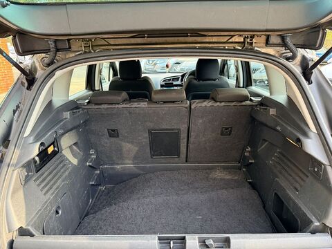 1.6 HDi Sport SUV 5dr Diesel Manual Euro 5 (112 ps)