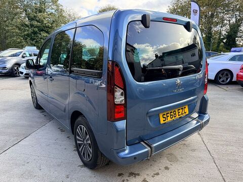  MPV 1.6 Manual Diesel