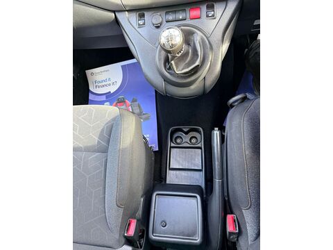  MPV 1.6 Manual Diesel