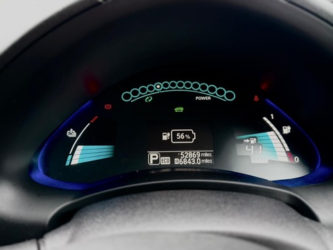 24kWh Acenta Hatchback 5dr Electric Auto (107 bhp)