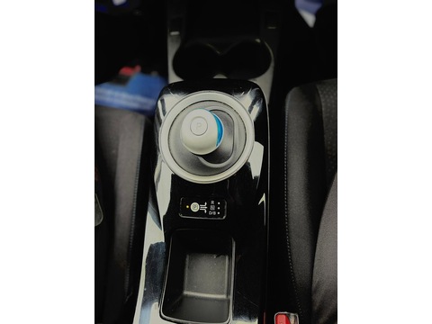 24kWh Acenta Hatchback 5dr Electric Auto (107 bhp)