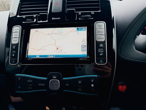 24kWh Acenta Hatchback 5dr Electric Auto (107 bhp)