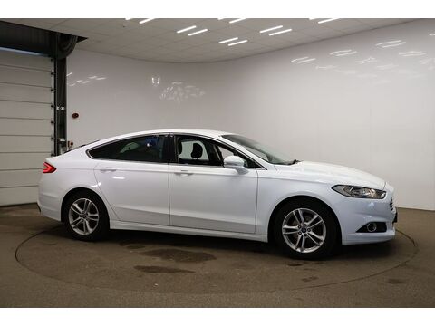 2.0 TDCi Titanium Hatchback 5dr Diesel Manual Euro 6 (s/s) (180 ps)