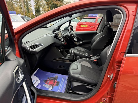 1.2 VTi PureTech Allure SUV 5dr Petrol Manual Euro 5 (82 ps)