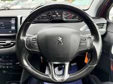 Peugeot 2008 VTi PureTech Allure 