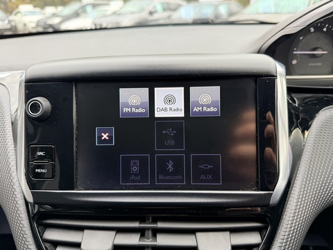 1.2 VTi PureTech Allure SUV 5dr Petrol Manual Euro 5 (82 ps)