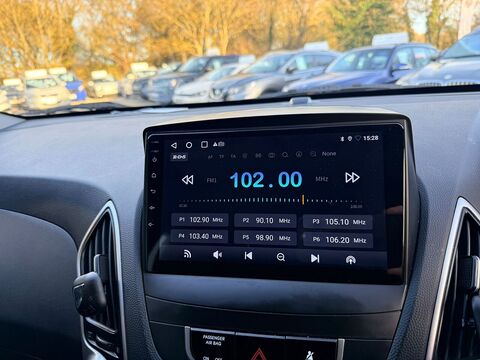 1.6 GDi Style SUV 5dr Petrol Manual Euro 5 (135 ps)