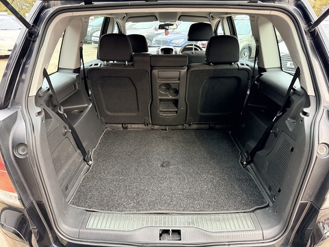 1.9 CDTi Club MPV 5dr Diesel Manual Euro 3 (120 ps)