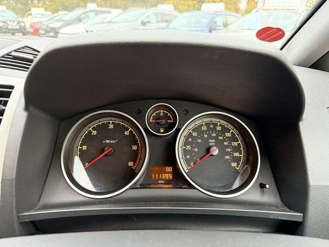 1.9 CDTi Club MPV 5dr Diesel Manual Euro 3 (120 ps)