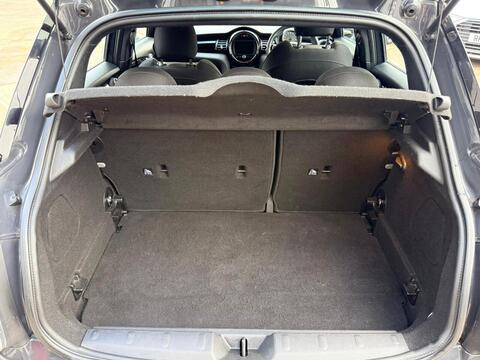 2.0 Cooper SD Hatchback 5dr Diesel Manual Euro 6 (s/s) (170 ps)