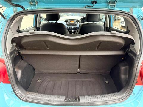 1.0 Premium Hatchback 5dr Petrol Manual Euro 5 (66 ps)