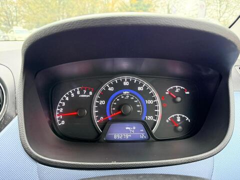 1.0 Premium Hatchback 5dr Petrol Manual Euro 5 (66 ps)