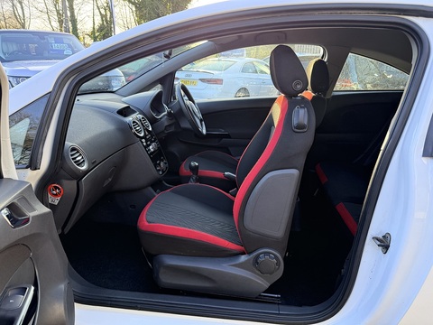 1.4 16V SRi Hatchback 3dr Petrol Manual Euro 5 (100 ps)