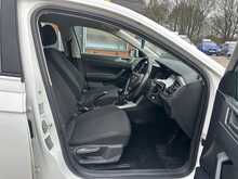 Volkswagen Polo TSI SE 