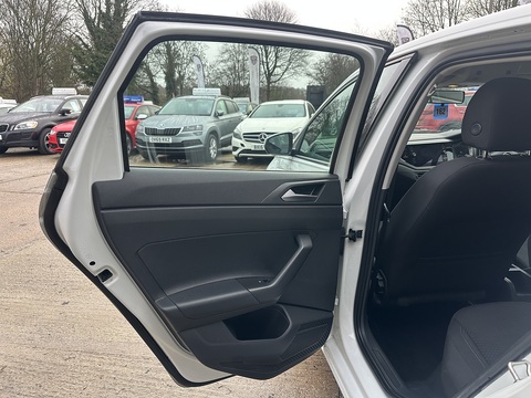 1.0 TSI SE Hatchback 5dr Petrol Manual Euro 6 (s/s) (95 ps)