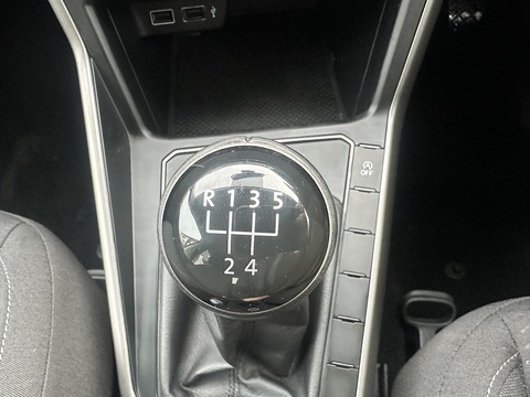 1.0 TSI SE Hatchback 5dr Petrol Manual Euro 6 (s/s) (95 ps)