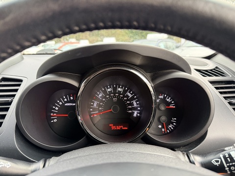 1.6 CRDi 2 SUV 5dr Diesel Manual Euro 4 (126 bhp)