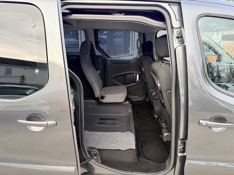 1.6 HDi Tepee S MPV 5dr Diesel Manual (135 g/km, 92 bhp)