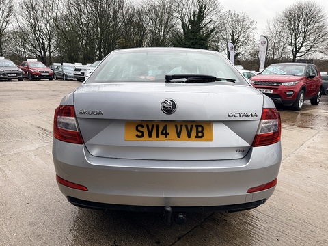 2.0 TDI SE Hatchback 5dr Diesel Manual Euro 5 (s/s) (150 ps)