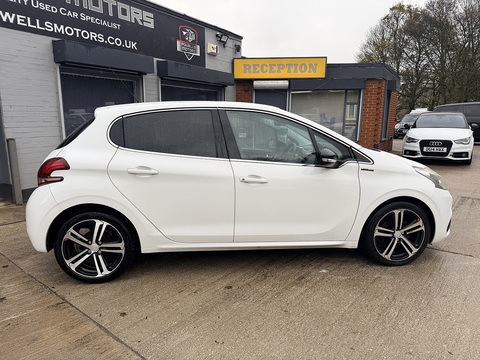 1.6 BlueHDi GT Line Hatchback 5dr Diesel Manual Euro 6 (s/s) (100 ps)