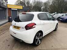 Peugeot 208 BlueHDi GT Line 