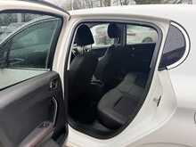 Peugeot 208 BlueHDi GT Line 