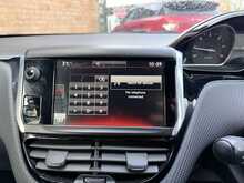 Peugeot 208 BlueHDi GT Line 