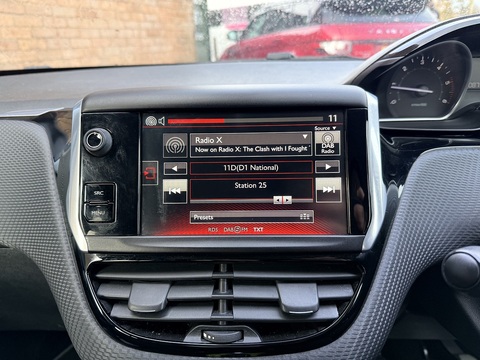 1.6 BlueHDi GT Line Hatchback 5dr Diesel Manual Euro 6 (s/s) (100 ps)