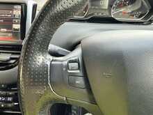 Peugeot 208 BlueHDi GT Line 