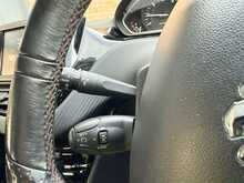 Peugeot 208 BlueHDi GT Line 