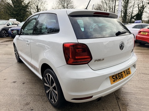 1.2 TSI BlueMotion Tech beats Hatchback 3dr Petrol Manual Euro 6 (s/s) (90 ps)
