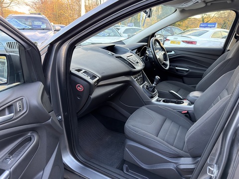 2.0 TDCi Zetec SUV 5dr Diesel Manual AWD Euro 5 (140 ps)