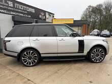 Land Rover Range Rover SD V8 Autobiography 
